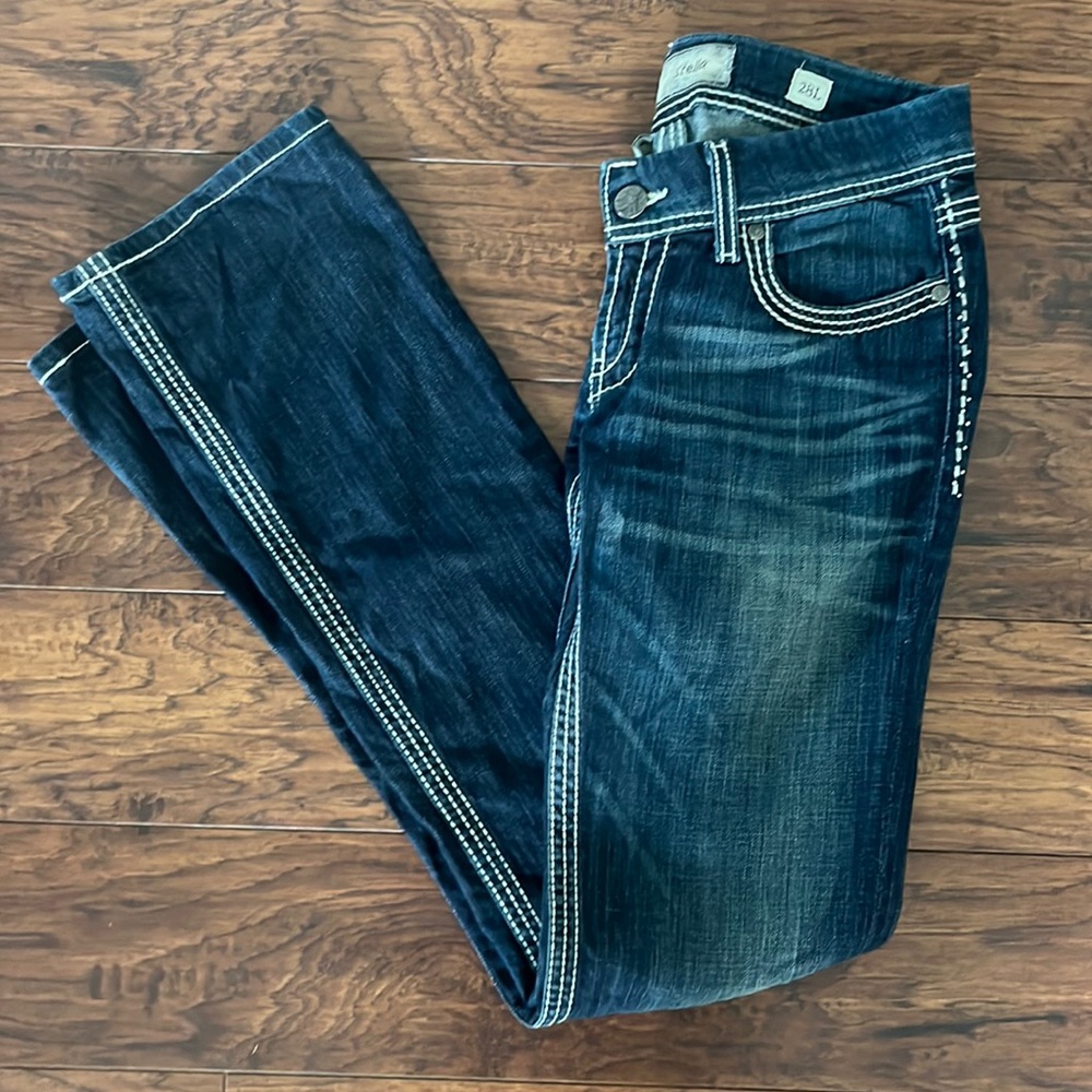 BEAUTIFUL Like new “BKE denim Stella” 28L.